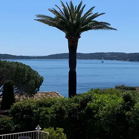 Du Temple D'amour Villa *