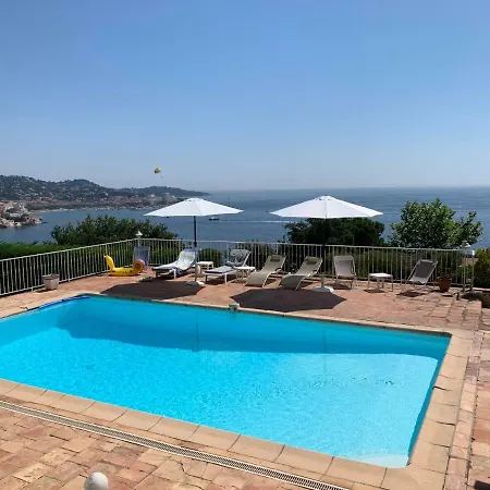 Du Temple D'amour Villa